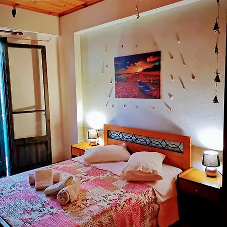 Aparthotel Iris Áyios Nikítas