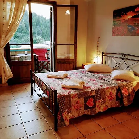 Iris Áyios Nikítas