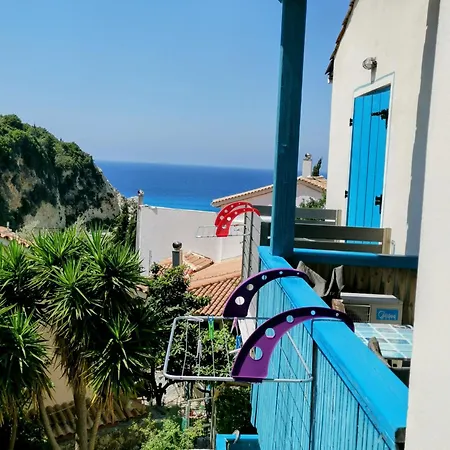 Iris Áyios Nikítas