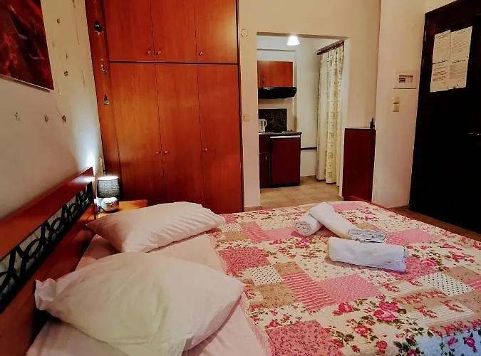 Iris Áyios Nikítas